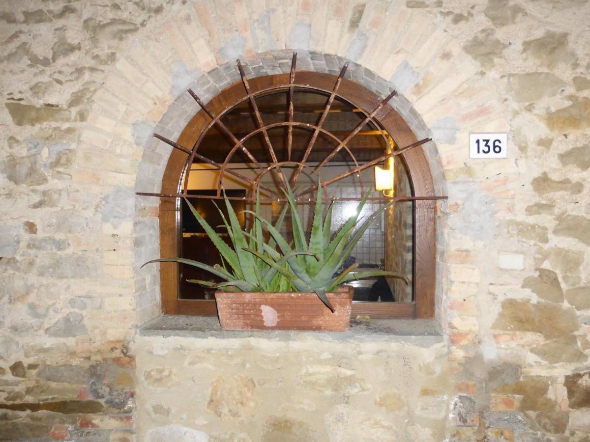 Country House La Casa Paterna Monte Santa Maria Tiberina Exterior foto