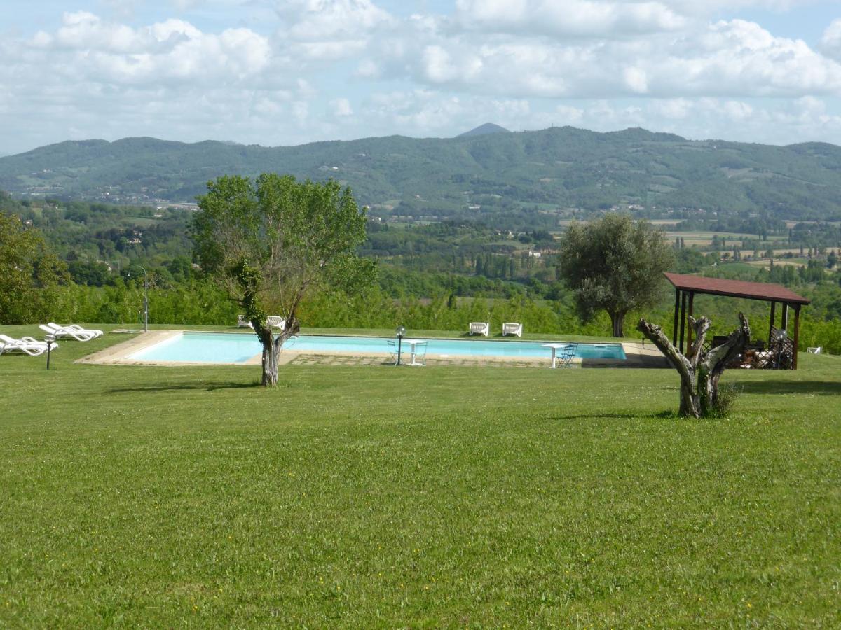 Country House La Casa Paterna Monte Santa Maria Tiberina Exterior foto